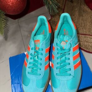 NWT Adidas Turquoise and Bright Orange Gazelle Sneakers